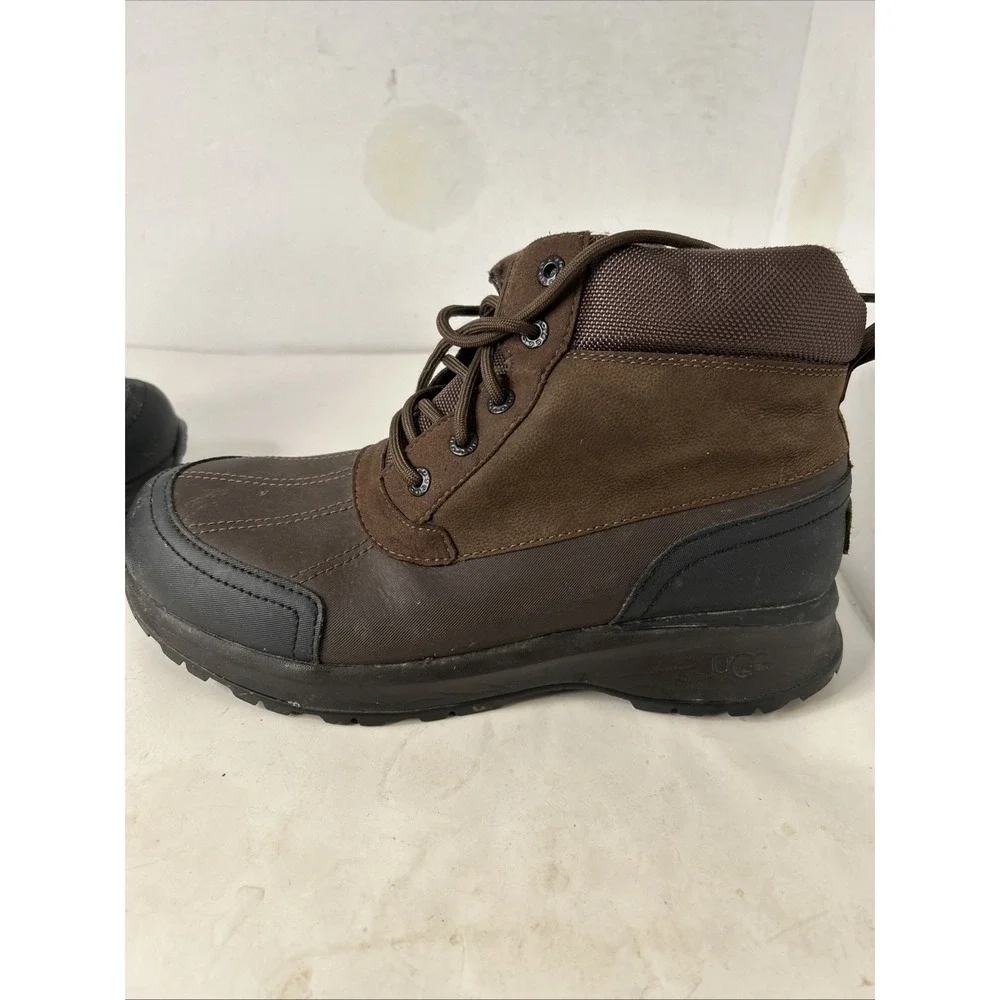 UGG Emmett‎ Duck Boots -Waterproof Snow Boots -Stout Brown Leather -US 9